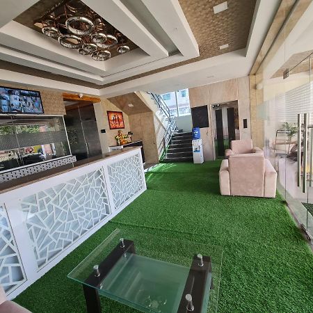 ולורה Vijay Shree Inn מראה חיצוני תמונה
